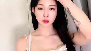 Amateur Asian Webcam Strip Masturbation