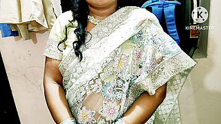 Indian Desi Wife Going To Wedding Fucked In Hindi