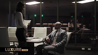 Tender Emily Willis's babe clip