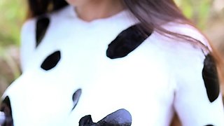 amateur asian kitten flashing boobs on live webcam