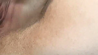 Two MILFs Opposite Each Other Mutually Masturbate