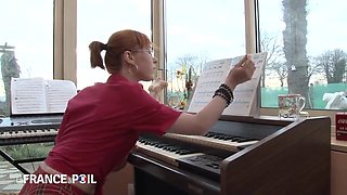 La France A Poil - Amazing Petite Redhead Student Slut
