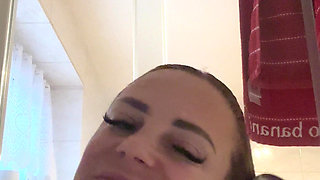 I Have a Very Wet Pussy When I Play in the Bath and Masturbate My Unshaven Smelly Pussy Under the Shower