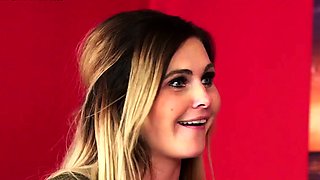 Cockhungry CFNM babes gives BJ to guy