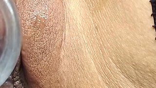 Ku in All Its Splendor, Splendid Vagina in Close-up with Jets and Unique Orgasm