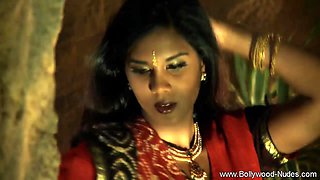 Romantic Bollywood Indian Girlfriend Seduce Her Man
