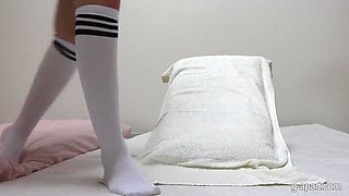 Finger job after workout, Natural tits babe in gym clothes enjoys reading porn books