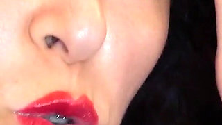 Look at the Symbol, Read My Lips and Get It Into Your Head You're a Big Loser Ita