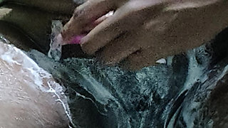 Mallu Kerala harisha aunty pussy shaving