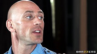 The Seance Of Sucking Dick With Johnny Sins, Eva Karera - Brazzers