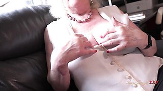 Fetching GF - busty mature scene - Aunt Judys XXX