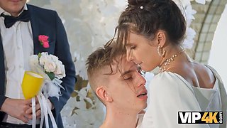 Vip4k. hot bride is having a rough porno with a sir of ceremonies, guests are perplexed