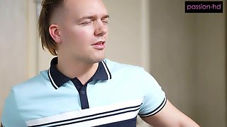 Khloe Kingsley Lets Hotel Guest Use Her Like A Fuck Doll