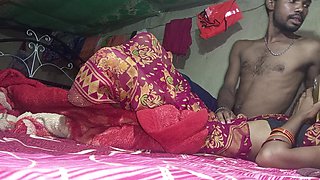 The Maid and the Farm Laborer Both Had a Tremendous Sex with the Bhabhi