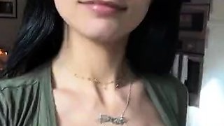 Love Chat Big Boobs Brunette Masturbating For Cam
