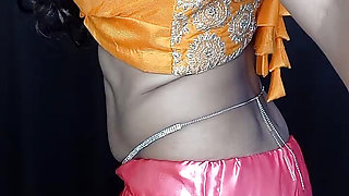 I love Indian sissy like my stepmom figur