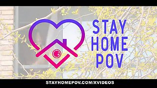 Hot gym vlogger makes a quarantine sex tape (Brooklyn Gray) - stayhomepov