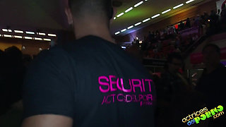 Fucking among the people of the erotic salon of Barcelona