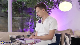 The Milf Whisperer Strikes Again The Pussy Dock Does A Deep Inspection