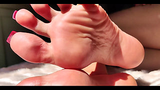 Bare Feet Teasing