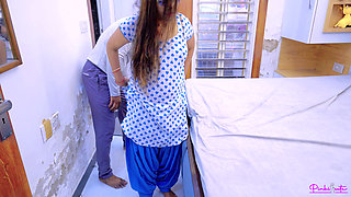 Pinki Chachi Sex Video- Mature Indian Chachi Bhatija Affair, She Stripped Her Salwar and Fuck by Young Boy.