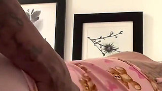 Thick White PAWG Lotuss Queeen Gets Back Shots & a Facial While on Vacation