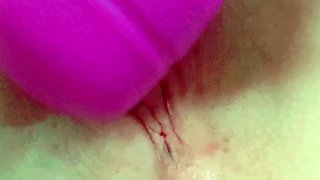 Close up solo beauty toying ass