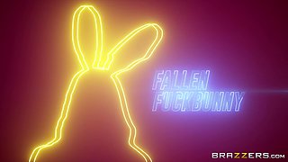 Fallen Fuckbunny With Keiran Lee, Skyla Novea - Brazzers