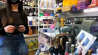 Exhibitionist bralessforever Bitchinbubba Sophia Takes a