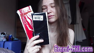 18yo German Teen With biggest Labia fuck herself