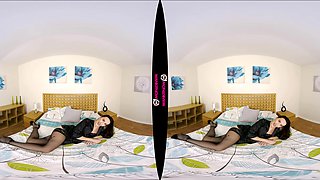 Handy Wanker - Petite Small Tits Nylons - Sexlikereal