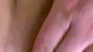 Pulled amateurs close up car sex