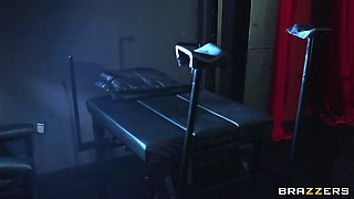 Scaring The Pants Off Him With Jasmine Jae, Jay Snakes - Brazzers