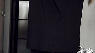 Benefit Monkey - masturbation action