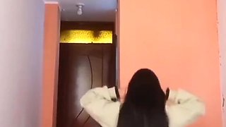 No La Termino De Desnudar Y La Penetro Y Le Gusto Mucho Que Ella Misma Se Sube En Mi Ensima