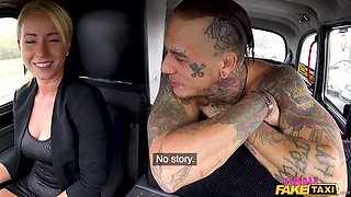 Licky Lex's Wild Tattooed Passion in Taxi