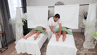 Wonderful MILF beauty mind-blowing sex scene