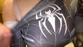 [Amateur couple&#039;s affair] A couple who makes her cosplay and enjoys SEX that is different from usual