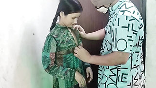 Cute aunty ko unke ghar me jake pel diya
