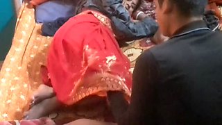 Hindi Audio Bustipriya First Time Indian Bhabhi Chudai Video - House Stage