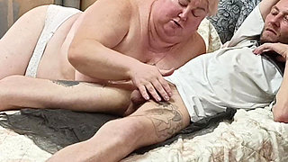 Stepmom Makes a Perfect Blowjob and Swallows Cum