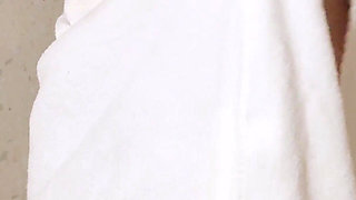 Hot Desi Stepmom Romance and Sex After Shower in Hindi Audio