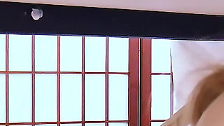 Big Titted MILF Summer Hart Makes Best Massages with Happy Endings