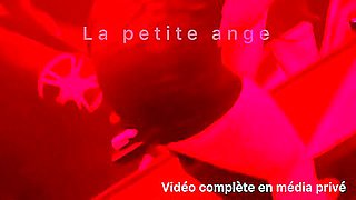Mym Petite Ange / Blonde Baise Et Vide Les Couille A La Salle De Sport Dans Les Toilettes Public