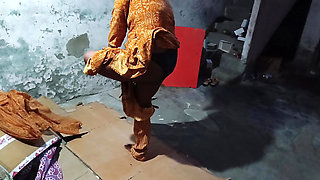 Big Ass bhabhi Changing her cloth and boy watchig on her bhabhi caught him and punish him with fucking