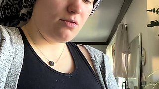 Watch this sexy fetish hoe anally toy and fist in solo