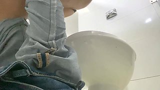 I Asked Latina to Record Herself Pissing in Public Restroom and She Agrees