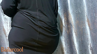 TEASING AND STRIPPING FOR DADDY!!!!