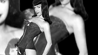 Incredibly sexy vintage brunette in heat