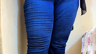 PAWG Shy Teen Employee Masturbat in Office When Boss Is Next Desk